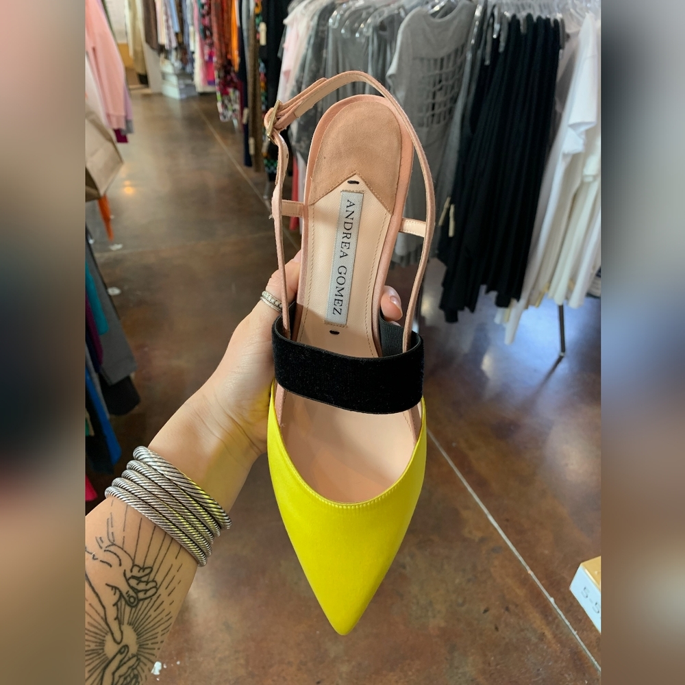 NIB sz 41 Andrea Gomez shoes